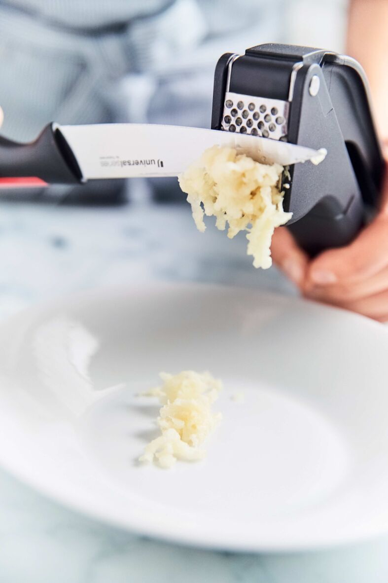 Garlic Mincer