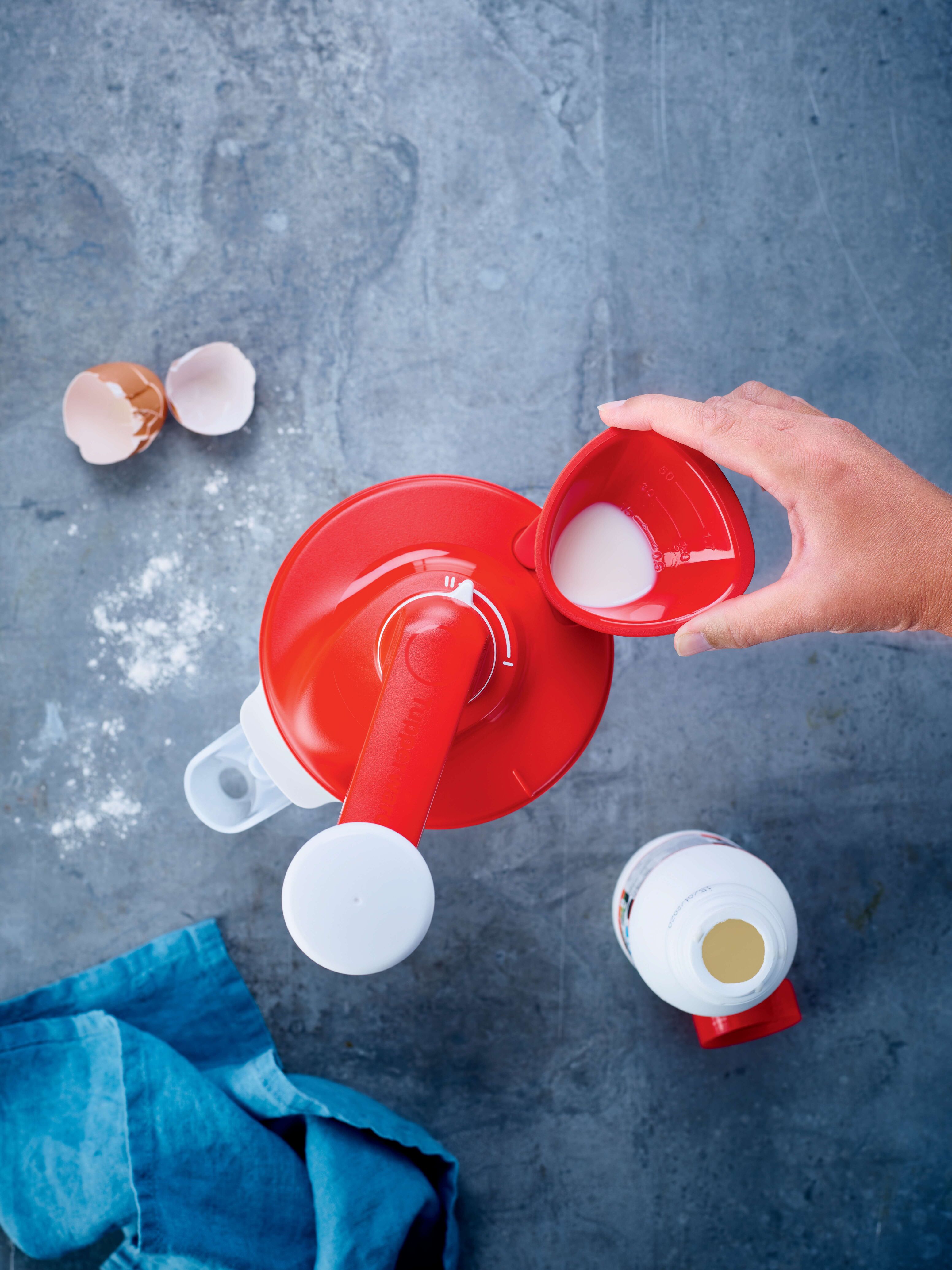 Handy Mixer 1.25L w. Funnel